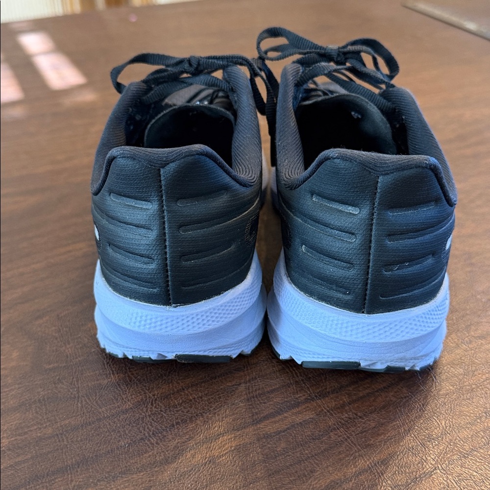 Brooks Launch 9 - image 3